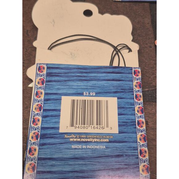 Vintage 1999 Novelty Surfboard Necklace Random Pack Of 5 - Picture 3 of 3